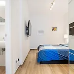 Guesthost - A Pochi Minuti Da Fiera Apartment